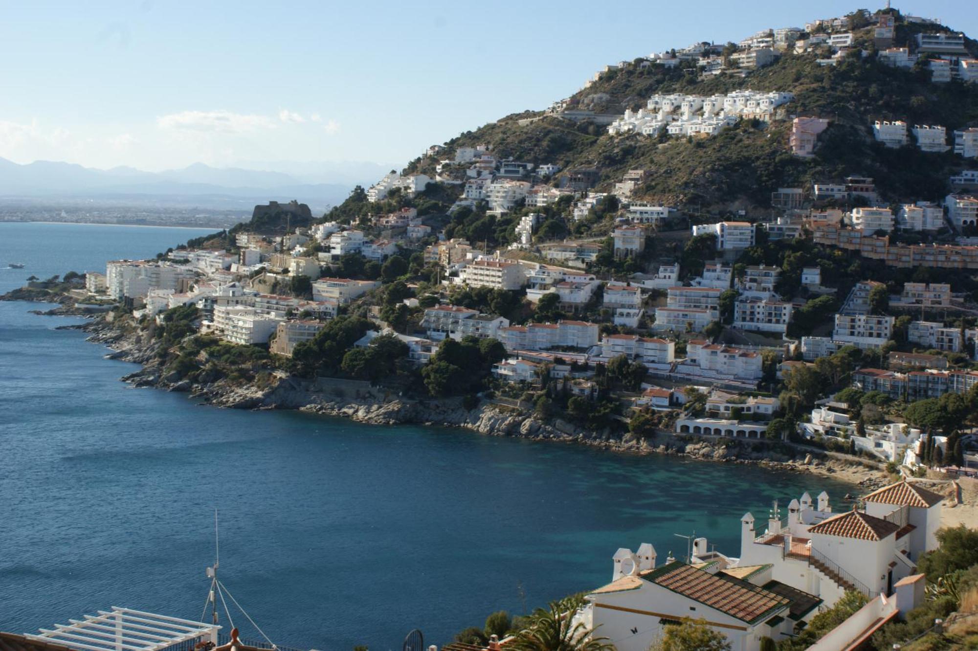 Apartamento Frente Al Mar Roses Eksteriør billede
